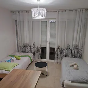 Studio Zen Avec Balcon En Plein Centre Aix-en-Provence